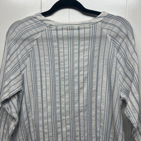 Dip Women's V-Neck 3/4 Sleeve Striped Blue & White Women's Boho Top Size Medium - Picture 7 of 11